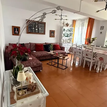 Mila Centro Apartament Comillas